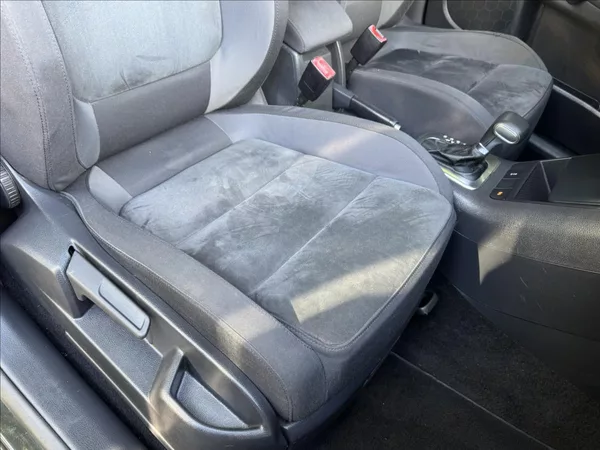 Volkswagen Golf Plus 1,6 DSG+HIGHLINE+ALCANTARA - foto 37
