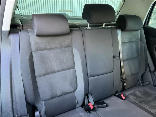 Volkswagen Golf Plus 1,6 DSG+HIGHLINE+ALCANTARA - foto 39