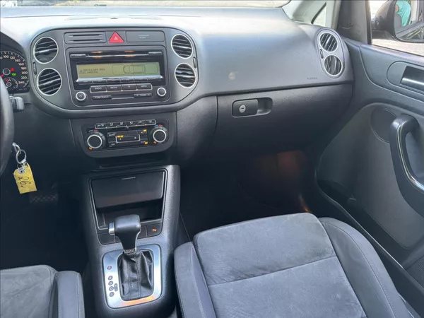 Volkswagen Golf Plus 1,6 DSG+HIGHLINE+ALCANTARA - foto 42