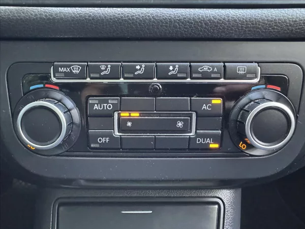 Volkswagen Golf Plus 1,6 DSG+HIGHLINE+ALCANTARA - foto 46
