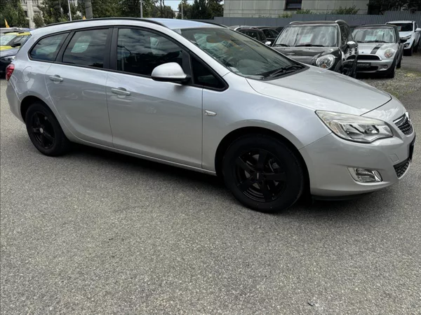 Opel Astra 1,7 BEZ KOROZE+SERVIS JEN - foto 15
