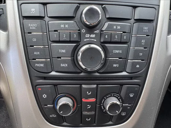 Opel Astra 1,7 BEZ KOROZE+SERVIS JEN - foto 39