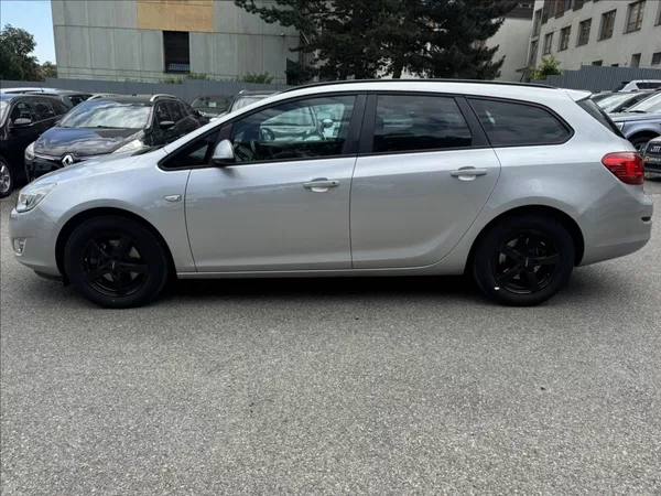 Opel Astra 1,7 BEZ KOROZE+SERVIS JEN - foto 4