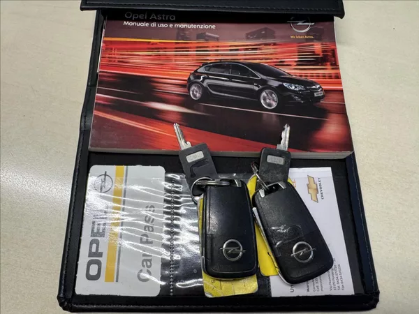Opel Astra 1,7 BEZ KOROZE+SERVIS JEN - foto 42