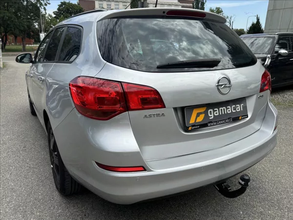 Opel Astra 1,7 BEZ KOROZE+SERVIS JEN - foto 7