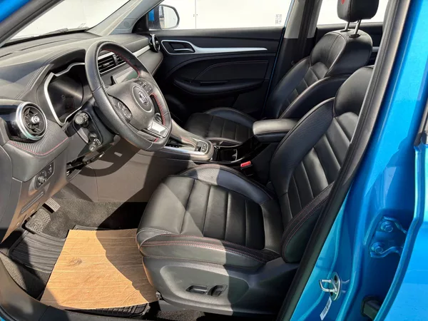 MG ZS 1.0TGI AUT. Eleg, Navi, Kamera - foto 6