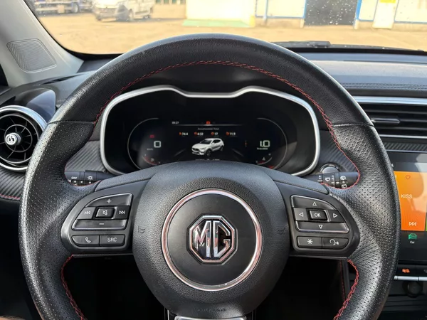 MG ZS 1.0TGI AUT. Eleg, Navi, Kamera - foto 8