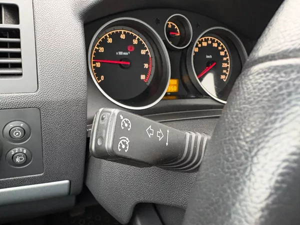 Opel Zafira 1.6, 110kW, 7Míst, CNG+BENZÍN - foto 13