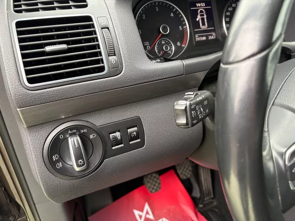 Volkswagen Touran 1.6TDI, 77kW, Tažné - foto 13