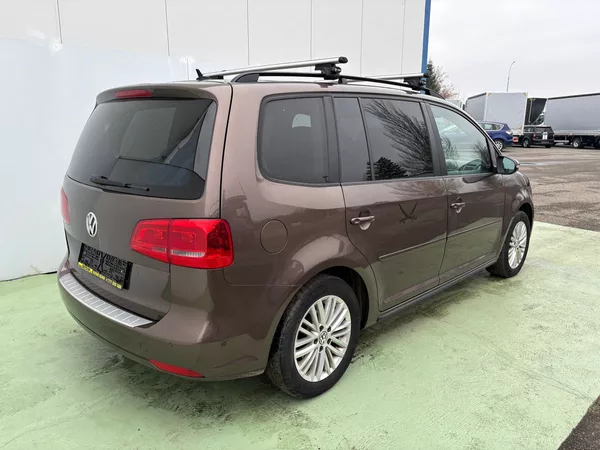 Volkswagen Touran 1.6TDI, 77kW, Tažné - foto 2
