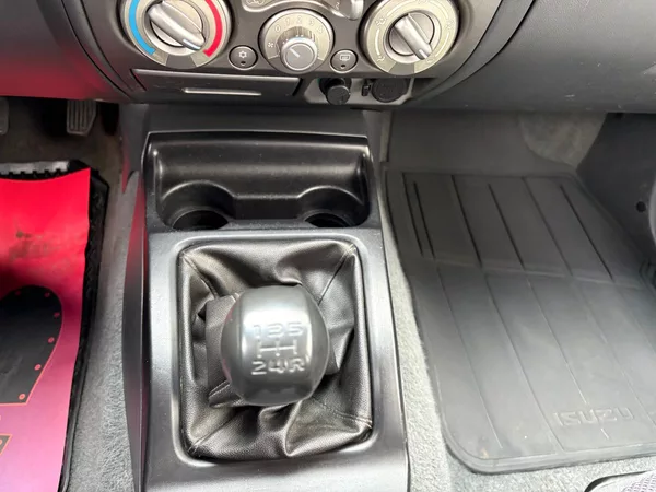 Isuzu D-Max 2.5, 100kW, 4x4, Tažné - foto 10