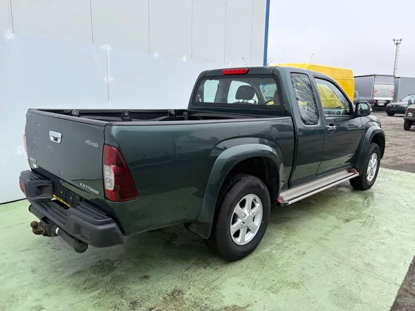 Isuzu D-Max 2.5, 100kW, 4x4, Tažné - foto 2