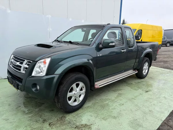 Isuzu D-Max 2.5, 100kW, 4x4, Tažné - foto 3