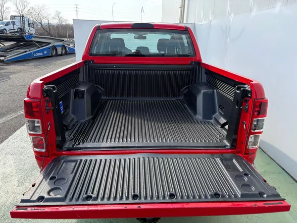 Ford Ranger 2.2TDCi, 118kW, 4x4 XLT - foto 15
