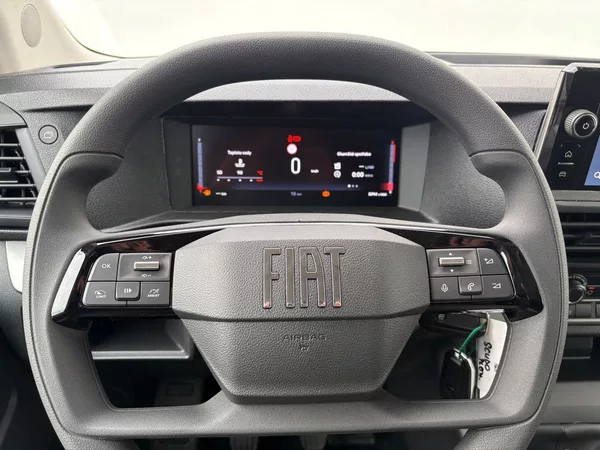Fiat Scudo 2.2 150k do 2,49t Lůžko Topení - foto 8