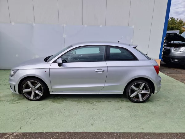 Audi A1 Ambition 1.4TFSI S-Line - foto 4