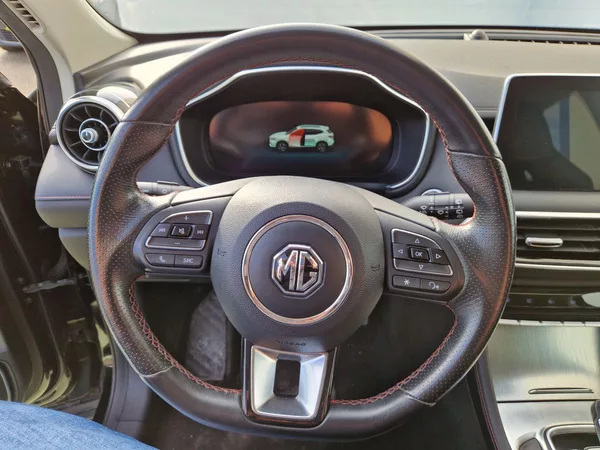 MG HS Luxury 1.5 - foto 10