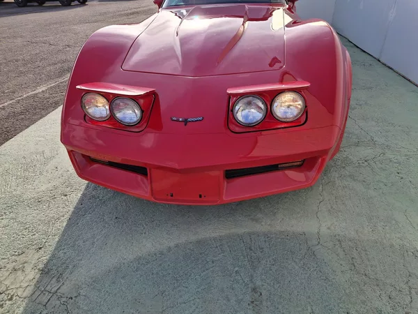 Chevrolet Corvette C3 - foto 10