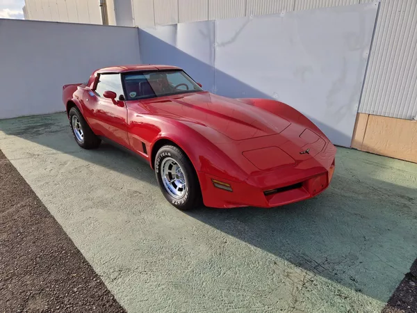 Chevrolet Corvette C3 - foto 2
