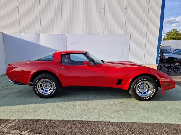 Chevrolet Corvette C3 - foto 5