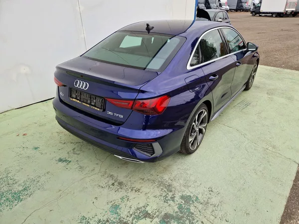 Audi A3 S-Line 35 TFSI - foto 3