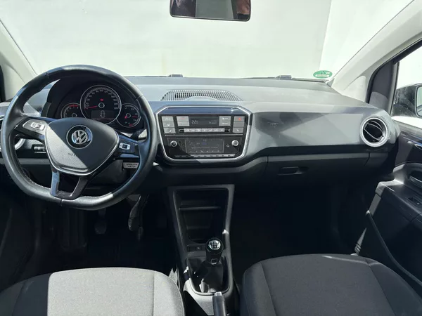 Volkswagen up! 1.0, 55kW, Klima, Výhřevy - foto 5