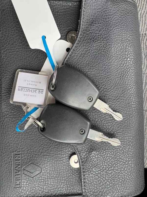 Dacia Logan 1.5dCi, 63kW, Klima - foto 12
