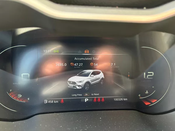 MG ZS 1.0TGI AUT. Eleg, Navi, Kamera - foto 9