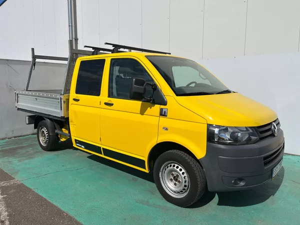Volkswagen Transporter 2.0i, 85kW, Valník, 5 míst, TZ