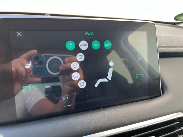 MG EHS 1.5TGI, 119kW, Plug-in Hybrid - foto 12