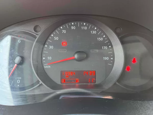 Renault Kangoo 1.5 dCi, AC, Posuvná střecha - foto 10