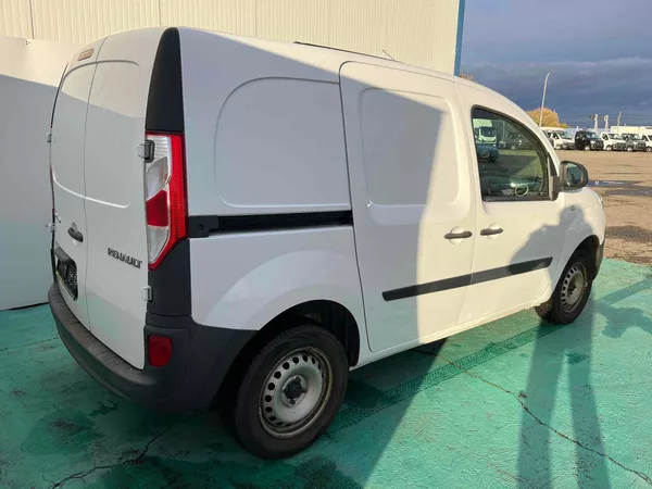 Renault Kangoo 1.5 dCi, AC, Posuvná střecha - foto 2