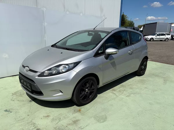 Ford Fiesta 1.3i, 44kW, Klima, Výhřevy - foto 3
