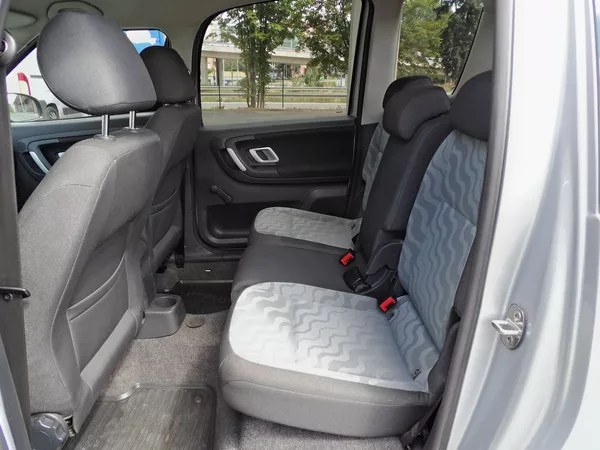 Škoda Roomster 1.2HTP 51kW Klima Tažné PDC - foto 19
