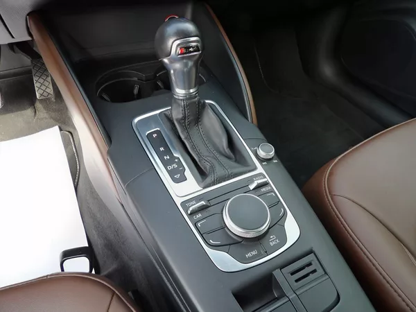 Audi A3 1.4TSI 110kW DSG Sline Xenon - foto 11