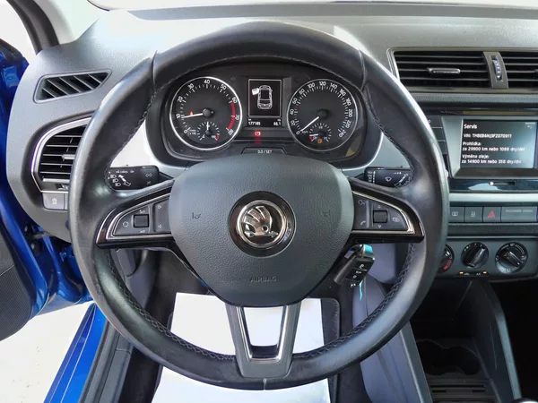 Škoda Fabia 1.0MPi Ambition Alu Tempomat - foto 10
