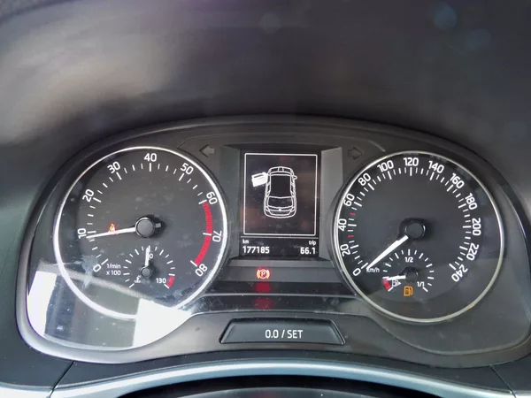 Škoda Fabia 1.0MPi Ambition Alu Tempomat - foto 11