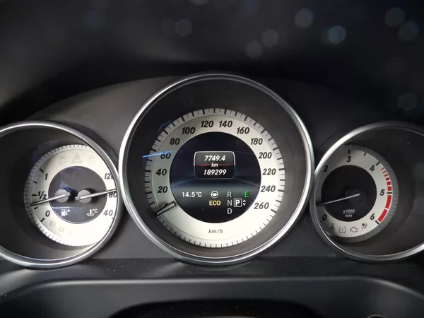 Mercedes-Benz Třídy E 350d 4Matic Airmatic TZ 360° - foto 16