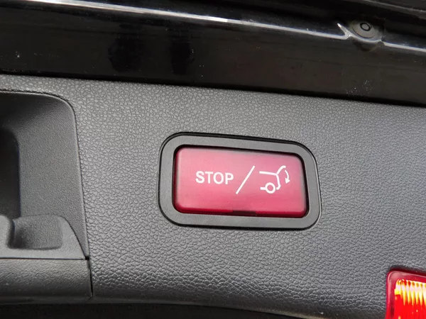 Mercedes-Benz Třídy E 350d 4Matic Airmatic TZ 360° - foto 31