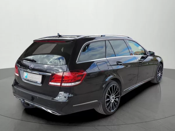 Mercedes-Benz Třídy E 350d 4Matic Airmatic TZ 360° - foto 4