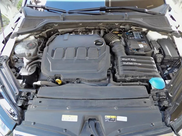 Škoda Octavia 2.0TDI Scout DSG 4x4 ČR DPH - foto 26