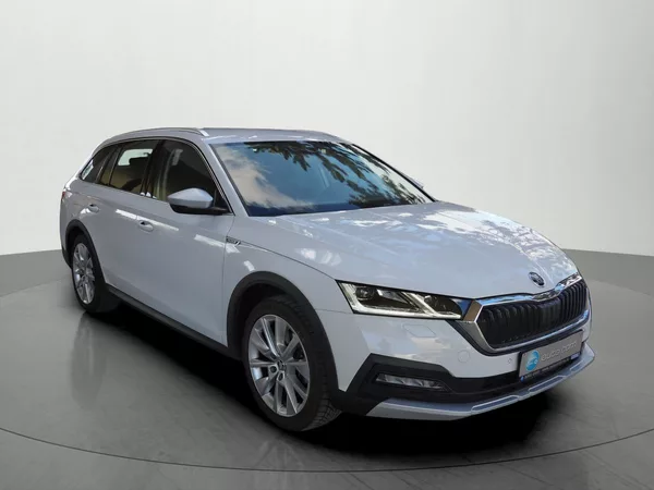 Škoda Octavia 2.0TDI Scout DSG 4x4 ČR DPH - foto 6