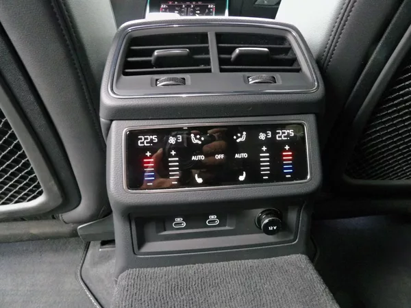 Audi A6 Allroad 50TDI Matrix B&O HuD TZ 360° - foto 36