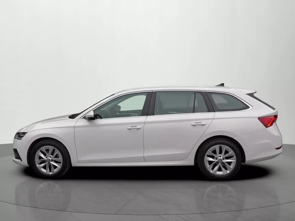 Škoda Octavia 1.5TSI DSG Style+ Tažné ČR DPH - foto 2