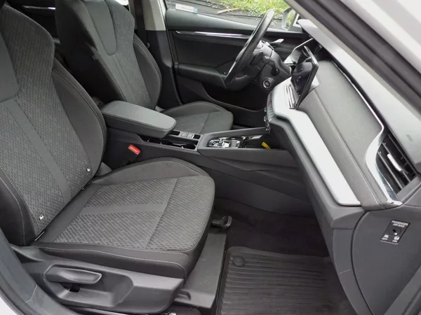 Škoda Octavia 1.5TSI DSG Style+ Tažné ČR DPH - foto 23
