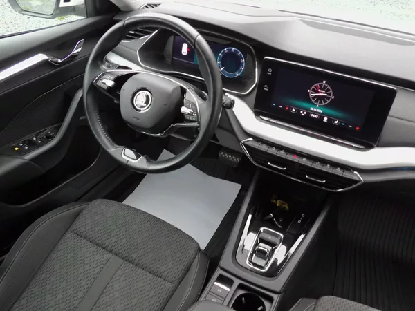 Škoda Octavia 1.5TSI DSG Style+ Tažné ČR DPH - foto 24