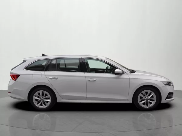 Škoda Octavia 1.5TSI DSG Style+ Tažné ČR DPH - foto 5