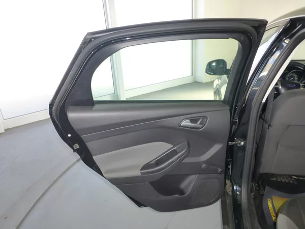 Ford Focus 1,6TDCI-77KW*KLIMATIZACE - foto 12