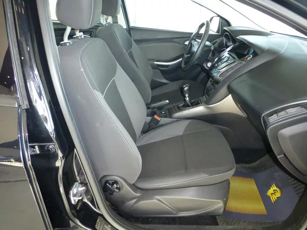 Ford Focus 1,6TDCI-77KW*KLIMATIZACE - foto 16