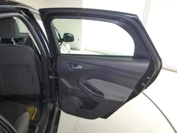 Ford Focus 1,6TDCI-77KW*KLIMATIZACE - foto 18